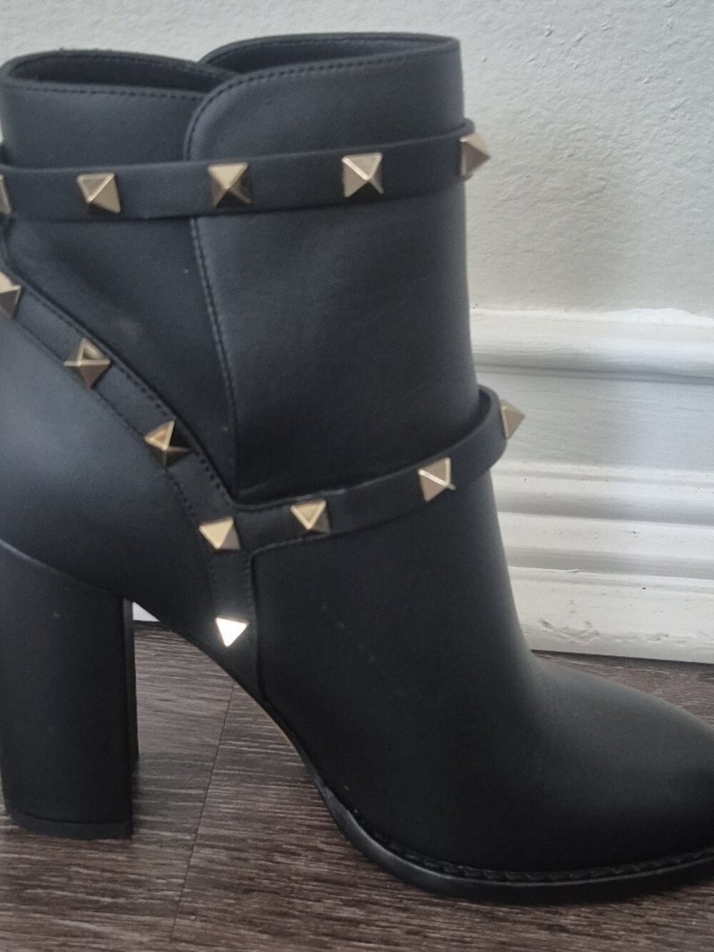 Valentino Rockstud Ankle Boots - Picture 7 of 16